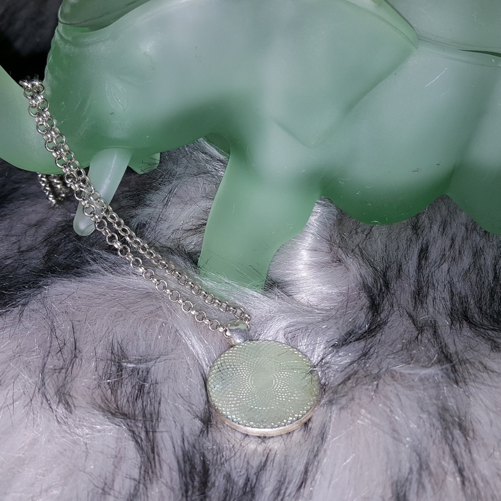 Necklace - Picture 3 of 4